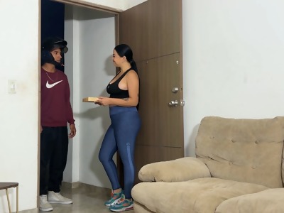 Gets colombian skinny